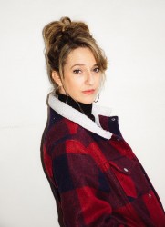 Carolin Hartmann - ©Leonie Kröniger